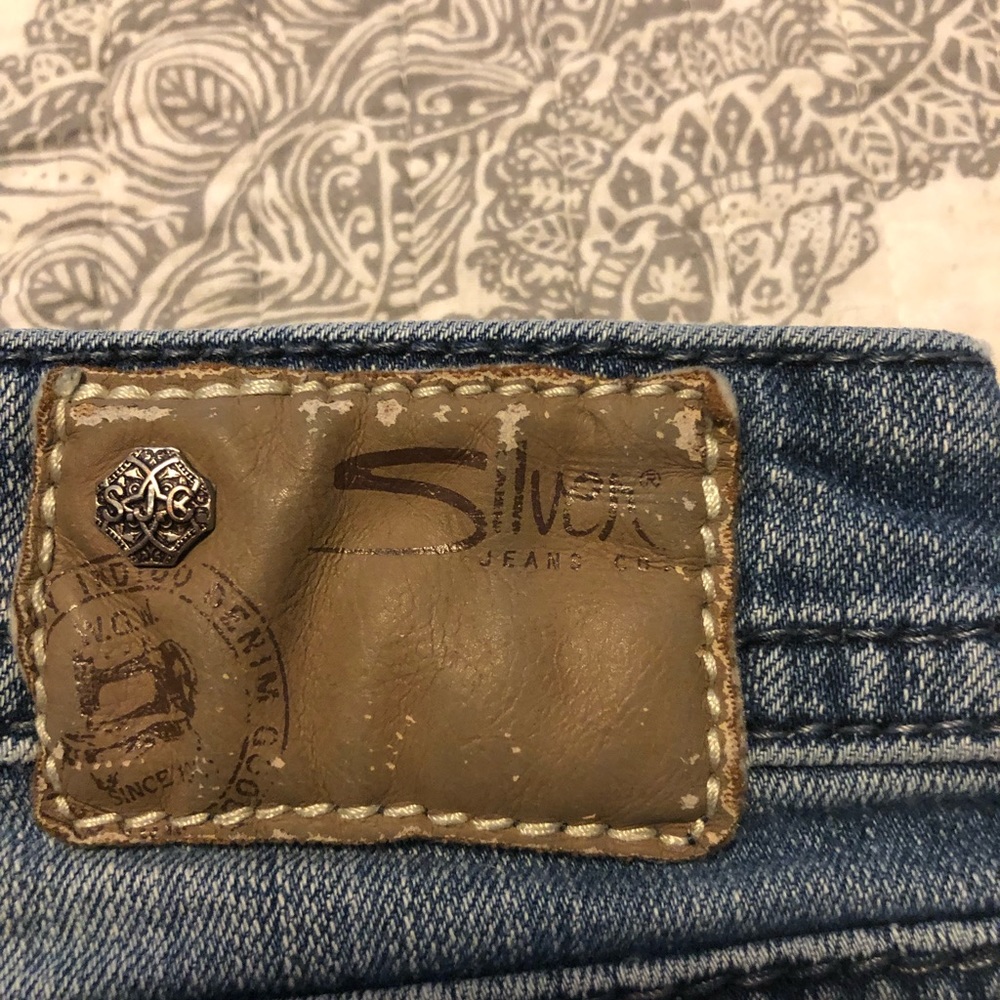 Silver Jeans Capri Jeans - Picture 2 of 6